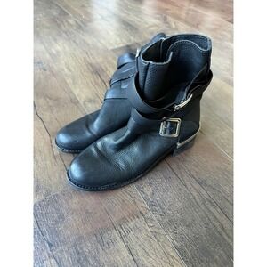Vince Camuto Boots Womens 8.5 Black Leather Buckle Strap Side Zip Ankle Low Heel